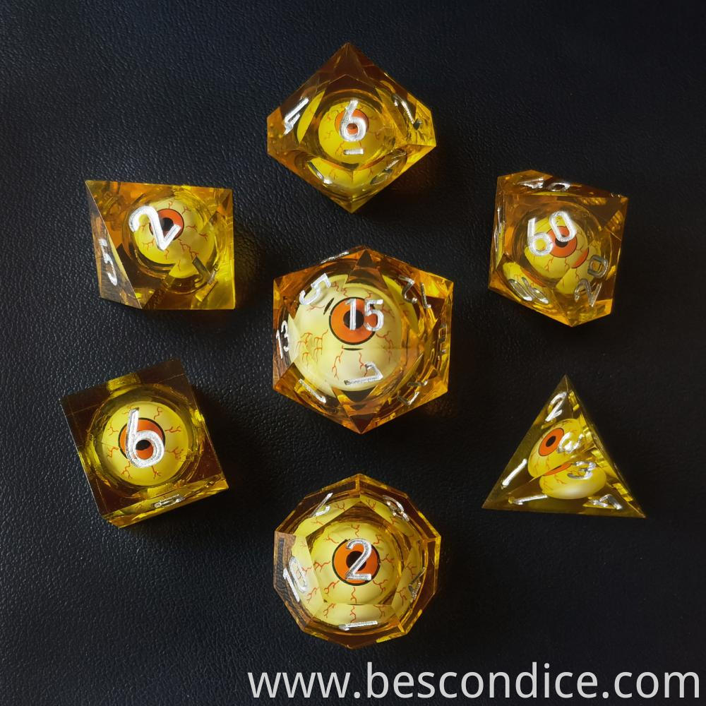 Liquid Core Sharp Edge Resin Polyhedral Dnd Dice Set 5